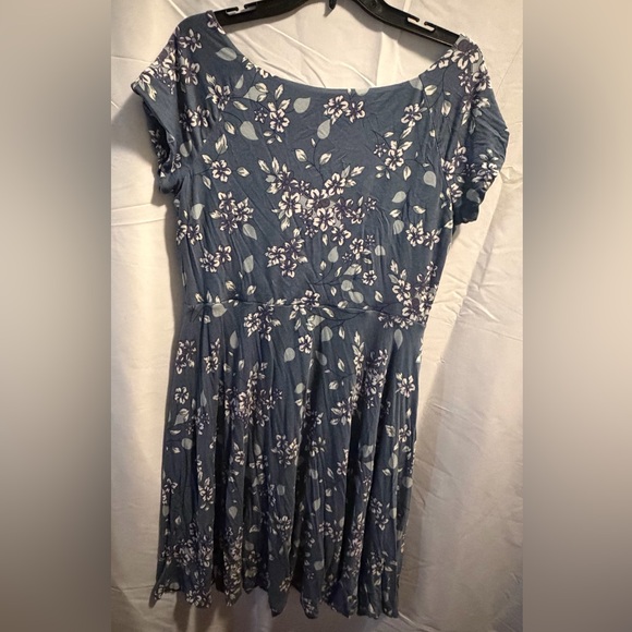 LOFT Blue Floral Dress - Picture 3 of 3